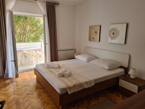Apartment (A1)