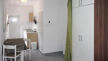 Privat køkken | Køleskab, mikrobølgeovn, kogeplade, espressomaskine