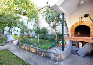Garden - Apartment Mirjam (Bibinje)