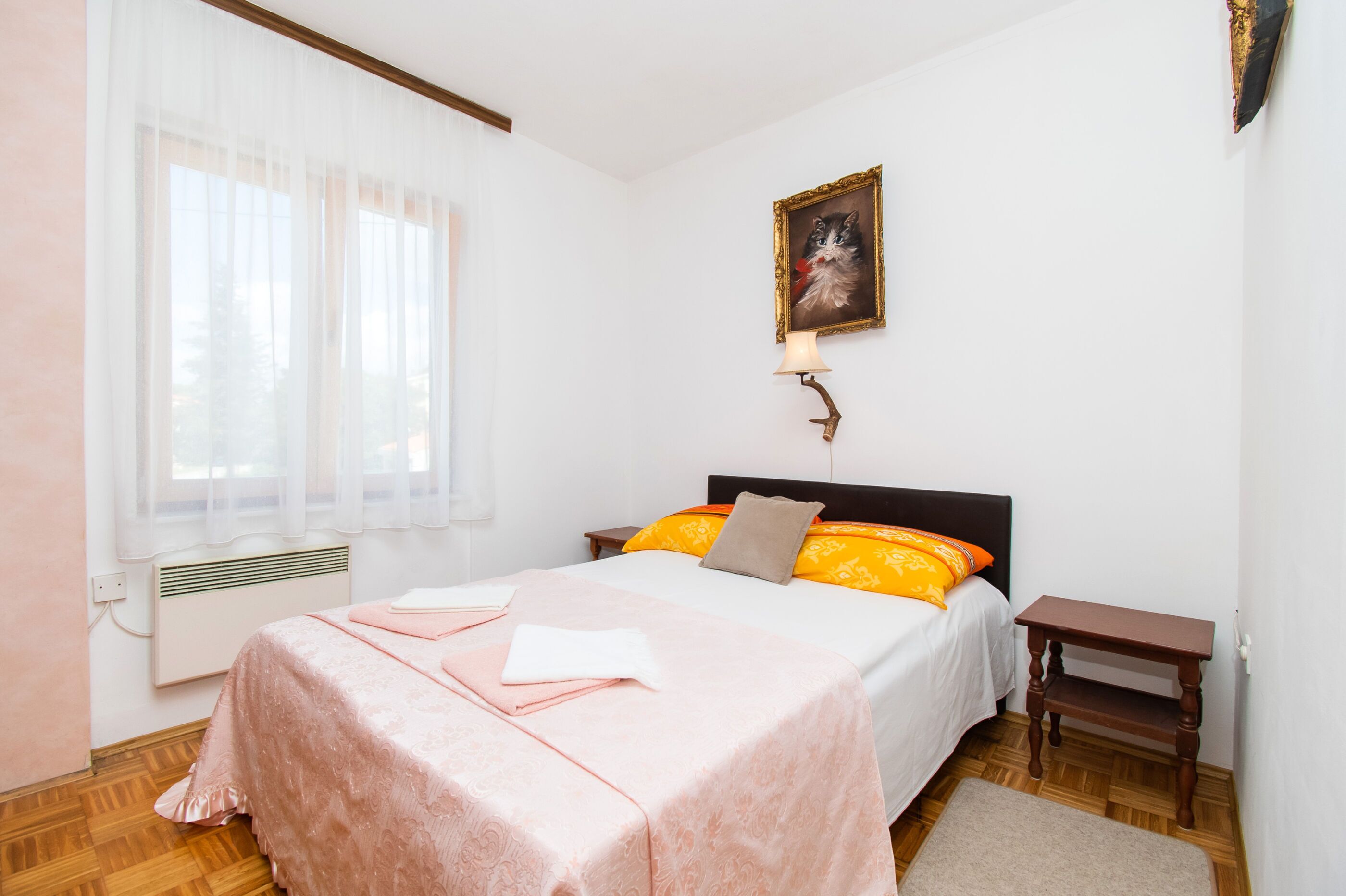 Wi-Fi de cortesia, roupa de cama