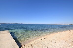 Beach - Apartment Mirjam (Bibinje)