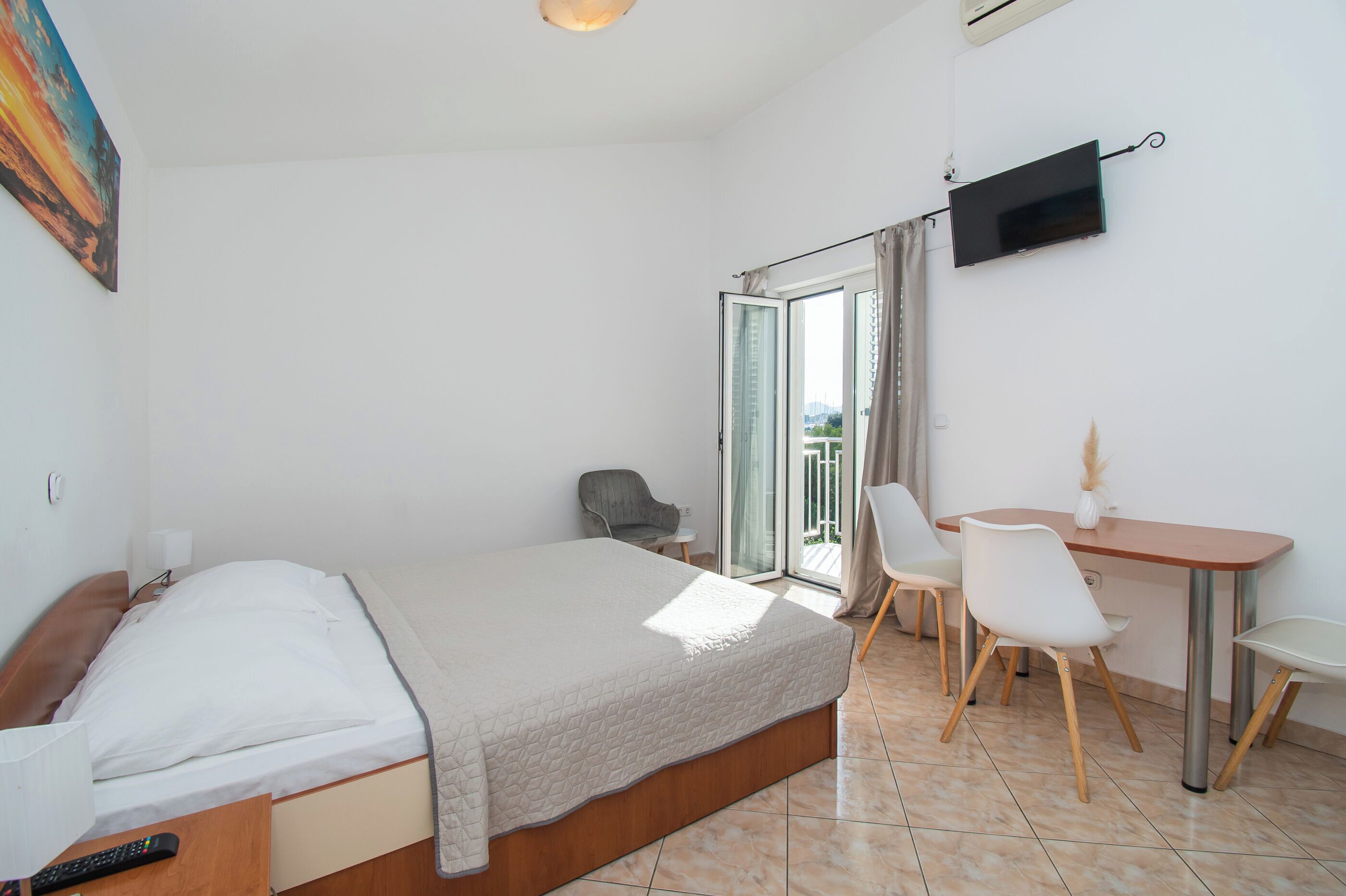 Estudio (A1) | Restaurantes