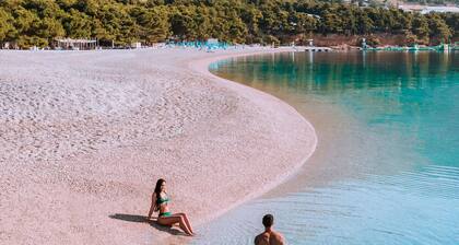 Apartments and Rooms LEA