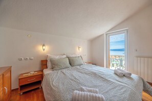 Apartamento (A5) | Caja fuerte, tabla de planchar con plancha, wifi gratis y ropa de cama