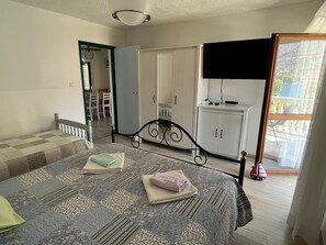 Apartment (A2)