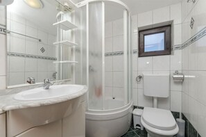 Apartment (A1) | Bathroom | Shower - Apartments Juric (Rogoznica)