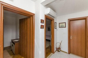 Apartment (A1) | Hallway
