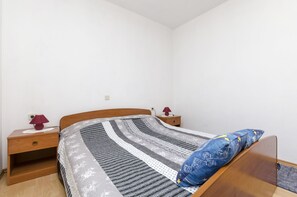 Système d’insonorisation, accès au Wi-Fi (inclus), literie fournie