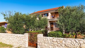 Exterior - Apartment Sime (Nin)
