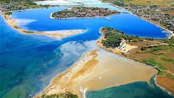 Vlak bij het strand
