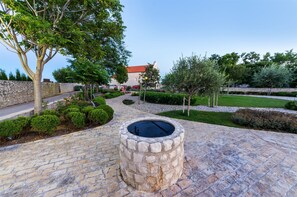 Property grounds - Apartment Sime (Nin)