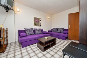 Apartment (A6) | Wohnzimmer