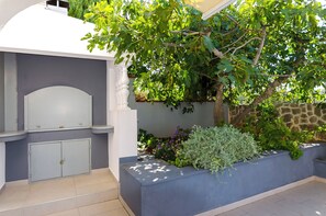 BBQ/picnic Area - Apartments Danica (Tisno)
