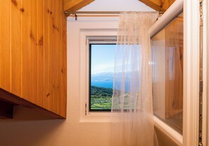 House | Water view