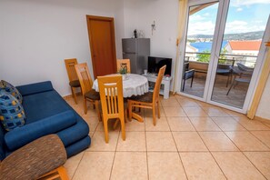 Apartment (A1) | Living room