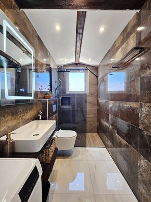 Apartment (A2) | Bathroom