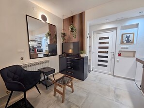 Studio (A3) | Interior