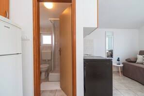 Apartment (A4) | Living room - Apartments Ivica (Primosten)