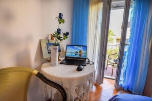 Departamento (A2) | 2 habitaciones y wifi gratis 