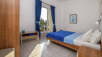 Apartment (A2) | 6 bedrooms, free WiFi