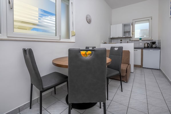 Apartment (A3) | Private kitchen