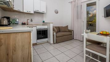 Apartment (A2) | Private kitchen | Fridge, stovetop, espresso maker, electric kettle
