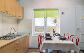 独立别墅 | 私人厨房 | 冰箱、炉灶、意式浓缩咖啡机、厨具/餐具