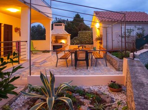 Grill-/Picknickplatz