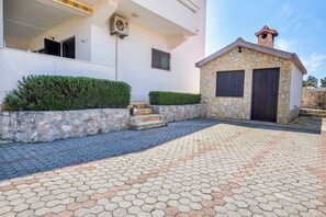 Grill-/Picknickplatz