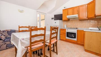 Departamento (A3) | Sala de estar | Televisión