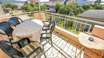 Apartment (A3) | Balcony