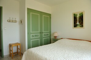 2 bedrooms, free WiFi