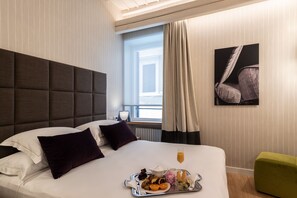 Classic Double Room | Premium bedding, down comforters, Select Comfort beds, minibar - Laurina 33 (Rome)