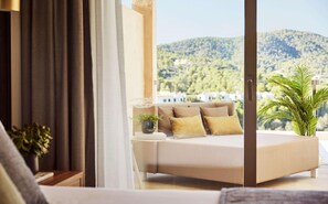 1 bedroom, minibar, in-room safe, desk - Zafiro Palace Andratx (Andraitx)