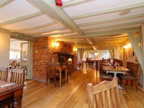 Restaurant - The Green Man (Biggleswade)