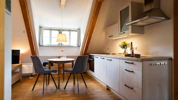 Apartment, Private Bathroom (Nr. 1) | Makanan dan minuman