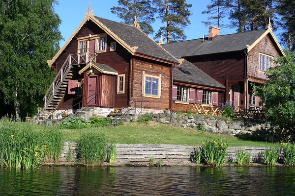 Forneboda -direkt am See