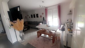 Living area - Villa close to the beach (Aimargues)