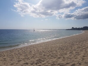 Am Strand, Liegestühle