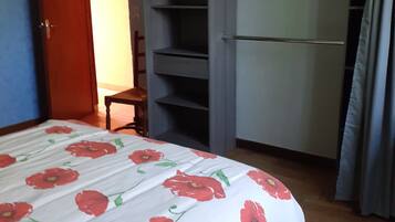 2 Schlafzimmer, Bügeleisen/Bügelbrett, Rollstuhlgeeignet