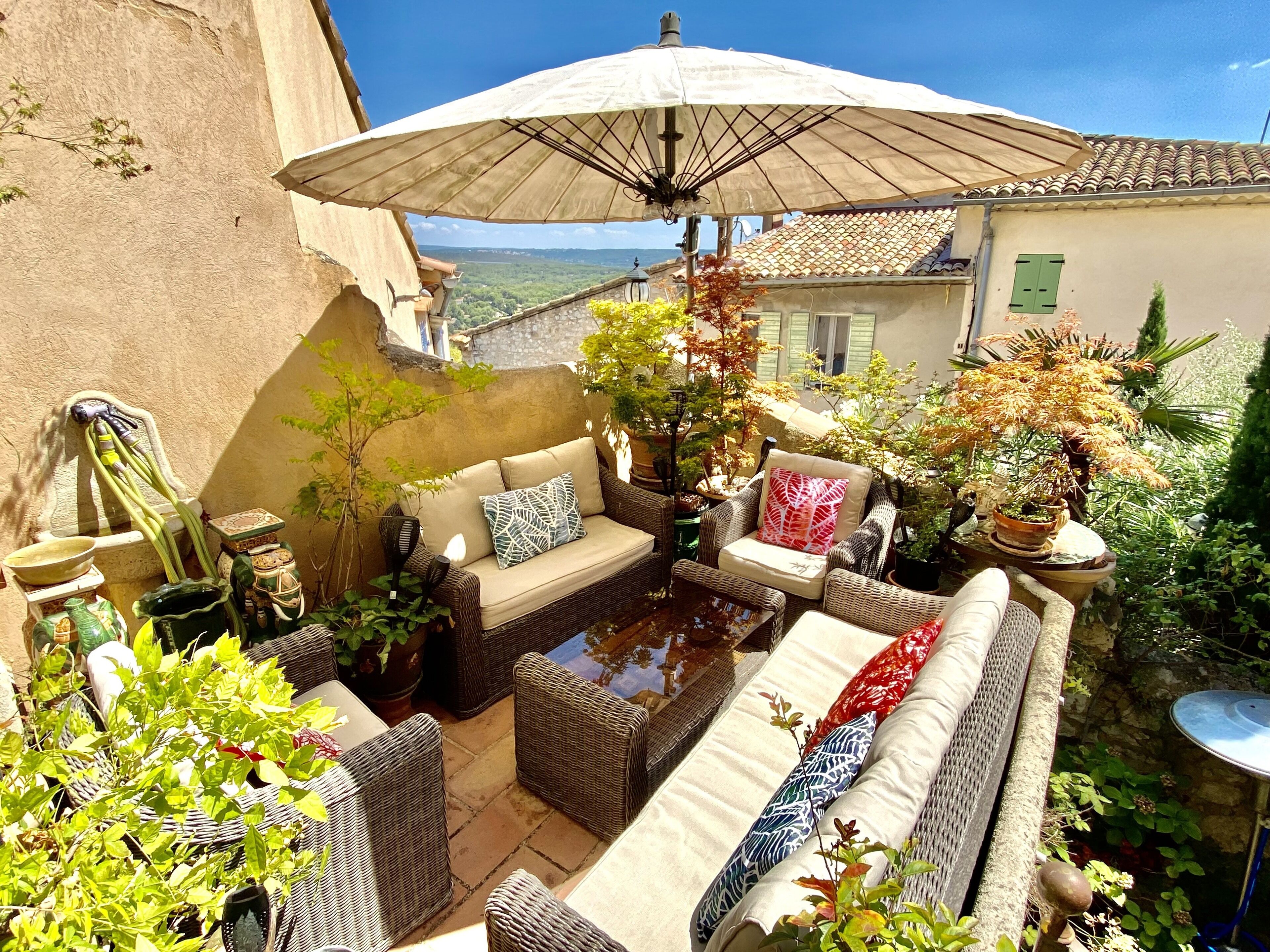 Terrace/patio