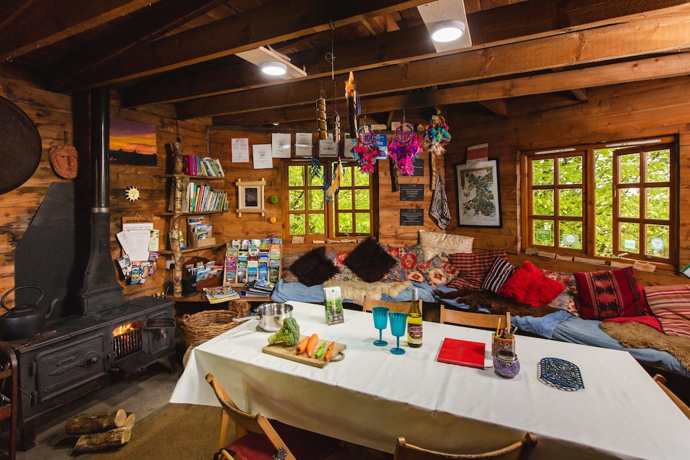 Larkhill Tipis and Yurts by null