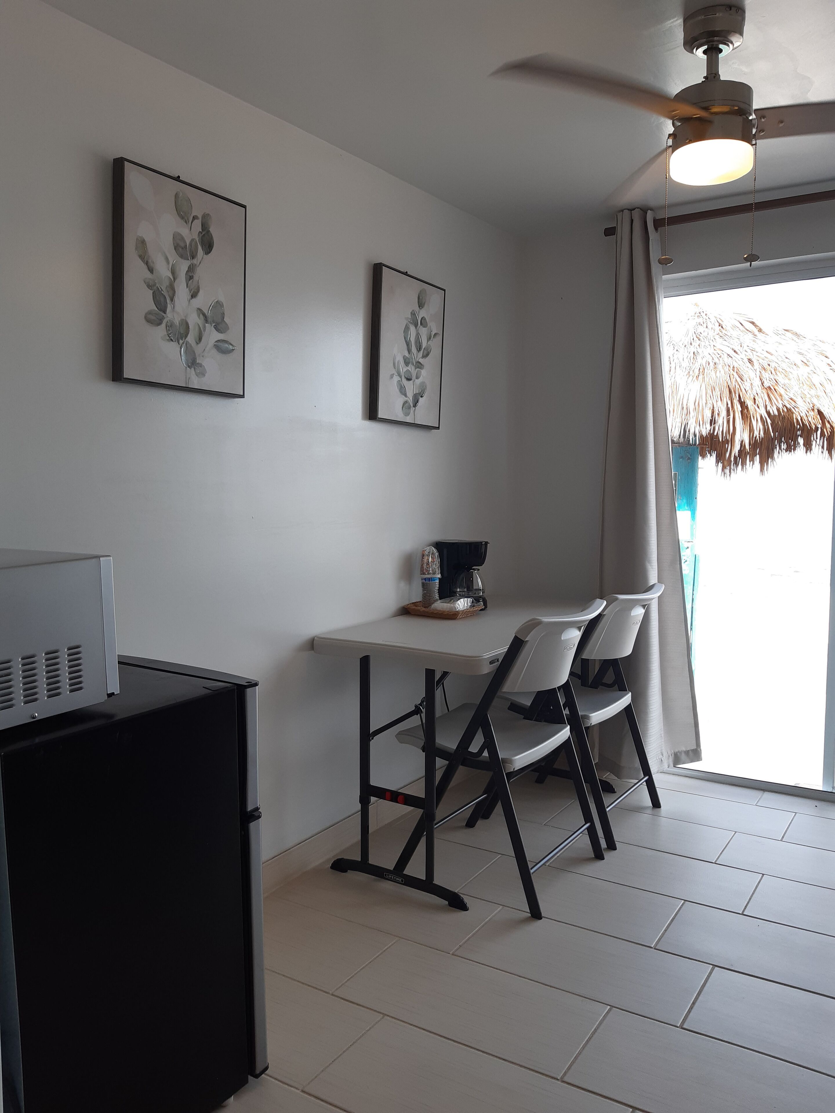 panoramic room | living area | 32-inch plasma tv with satellite channels, tv