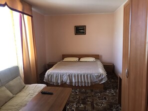 Free WiFi, bed sheets - Baikonur (Cholpon-Ata)