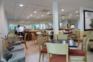 Free daily continental breakfast - Excellence Express San Juan del Río (San Juan del Río)