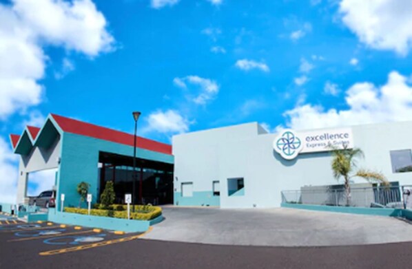 Front of property - Excellence Express San Juan del Río (San Juan del Río)