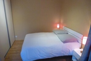 1 bedroom, iron/ironing board, free WiFi, bed sheets - Renovated comfortable apartment side sea view in Roscoff (Roscoff)