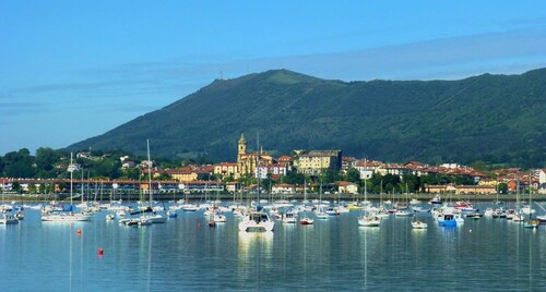 Plage Studio Superbe Terrasse face au port de plaisance idealement placé parking