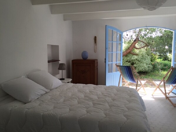 5 bedrooms, iron/ironing board, free WiFi, bed sheets - Charming house 200 meters from the beach (L'île-D'yeu)