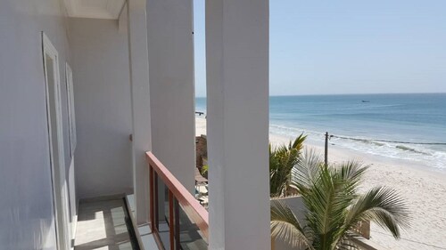 Villa Sira Thiaroye Azur